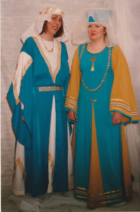 Location de déguisements, de costumes et d’accessoires Médiévaux de royauté bleu Boutique Kat-Lyn Québec